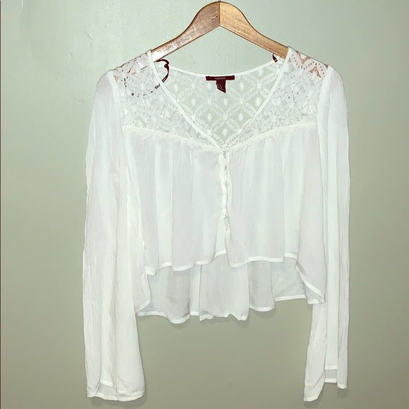 Cropped buttoned up blouse - Picture 1 of 1